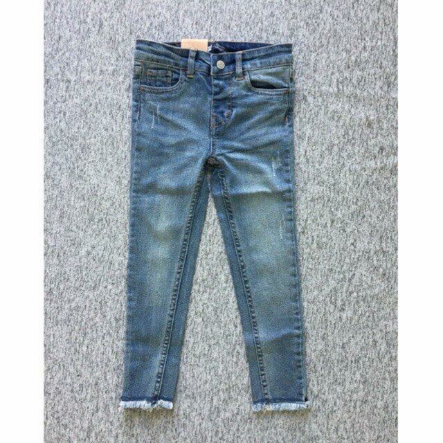 Quần jean Levis , cho bé. Chất jean mềm