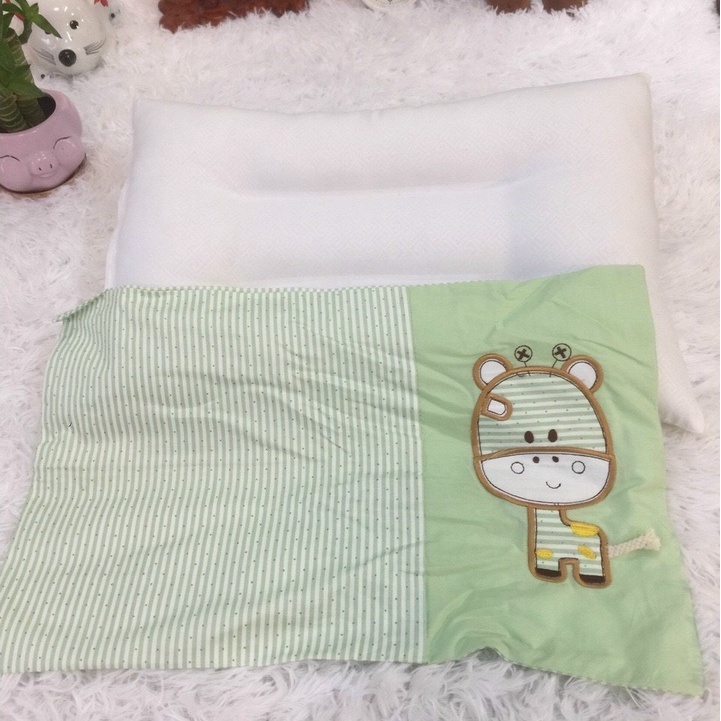 Gối trẻ em cotton 100% họa tiết hươu dễ thương cho bé Dreambedding (Giao ngẫu nhiên)