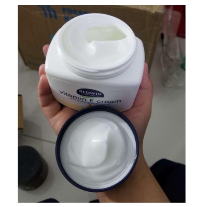 Kem dưỡng ẩm Vitamin E Redwin Úc dưỡng trắng mặt & body, chống khô nứt nẻ - Shop Viloet