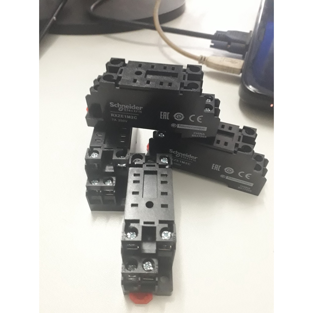 | CHÍNH HÃNG| Đế rờ le RXZE1M2C  Schneider