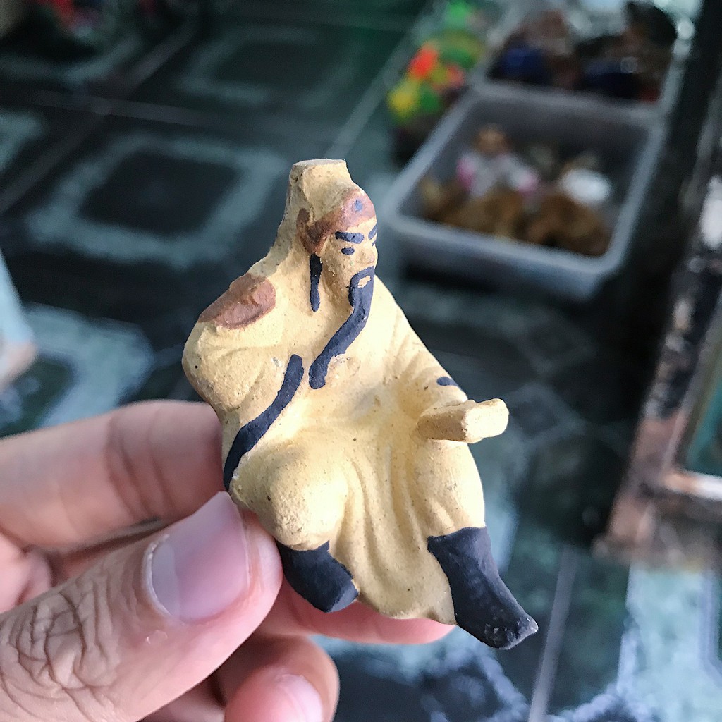 TƯỚNG QUANG CÔNG TRANG TRÍ HỒ CÁ NON BỘ RỘNG 4CM CAO 6CM