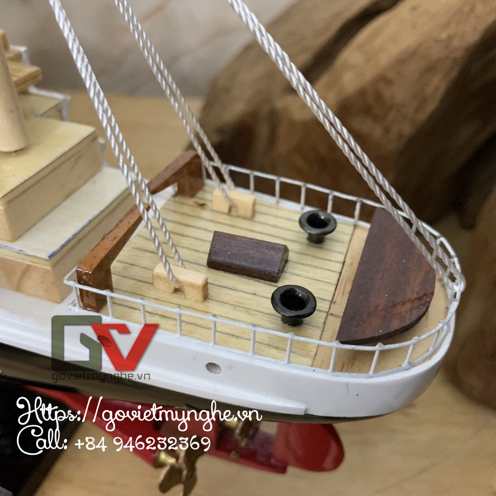 Mô hình tàu Titanic tàu gỗ trang trí tàu Titanic mô hình bằng gỗ - Gỗ sơn màu - Thân tàu dài 40cm