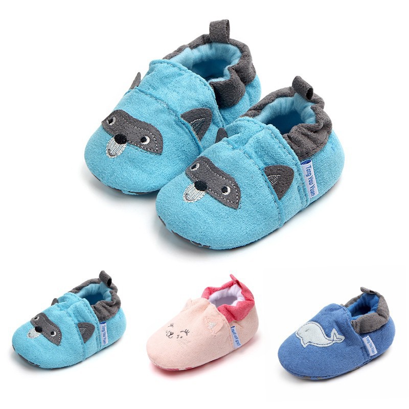 Giày cotton dễ thương cho trẻ em