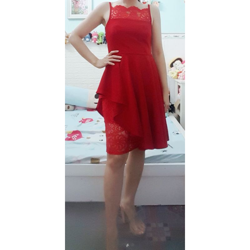 Thanh lý đầm body   màu do  dể thương size dưới 49kg nguyen tag