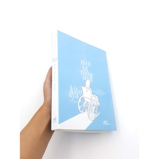 Sách - Một Lít Nước Mắt (Tái Bản 2019)