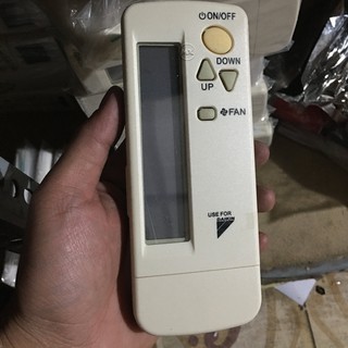 Điều khiển điều hòa âm trần Daikin chính hãng,điều khiển daikin từ xa