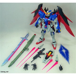 Mô hình MG Destiny Gundam.