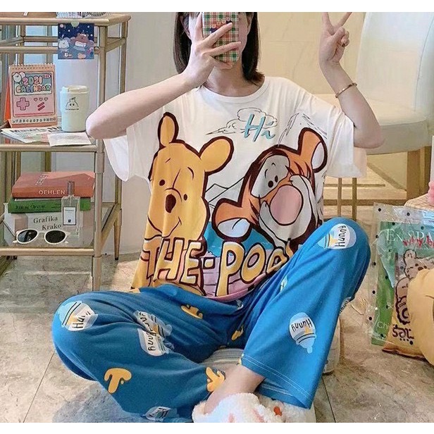 Bộ mặc nhà- bộ ngủ Pyjama siêu xinh in hình hoạt hình DAFFY DUCK chất vải thun cotton mềm mịn thoáng mát