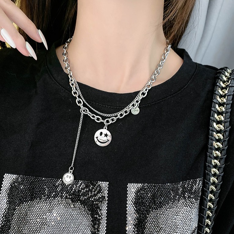 Vòng cổ họa tiết icon mặt cười kèm tua rua siêu hot VC65 | BigBuy360 - bigbuy360.vn