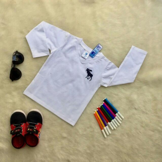Áo tay dài cổ tim