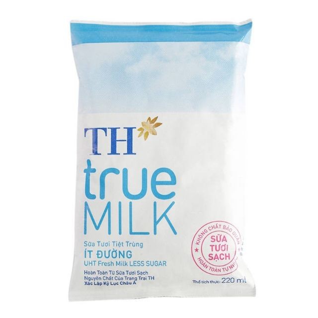 Sữa Bịch TH Túi 220ml ❤️FREESHIP❤️ Đủ Ba Vị Có Không Và ít Đường Hàng Mới Tuyệt Đối Không Phồng Bục