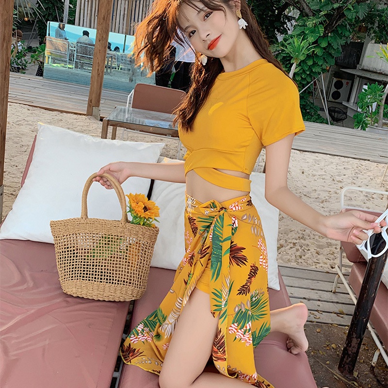 Set đồ bơi IELGY ba mảnh có size lớn thời trang cho nữ