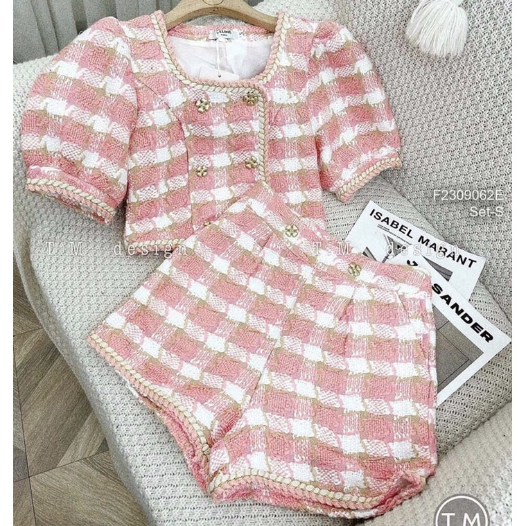 Set áo thun croptop đan dây kèm chân váy dáng dài