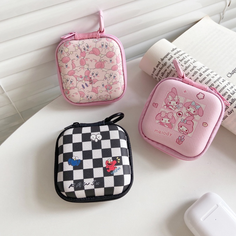 Túi Đựng Son Môi Tiền Xu Hình Vuông Chống Rơi Vỡ Kích Thước 7.5X7.5cm In Họa Tiết Nhân Vật Hoạt Hình Dễ Thương