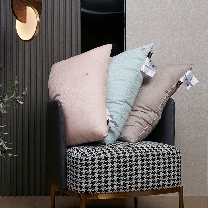 Gối Tencel Bông Đậu Chữ H Họa Tiết 5D Vân Chìm