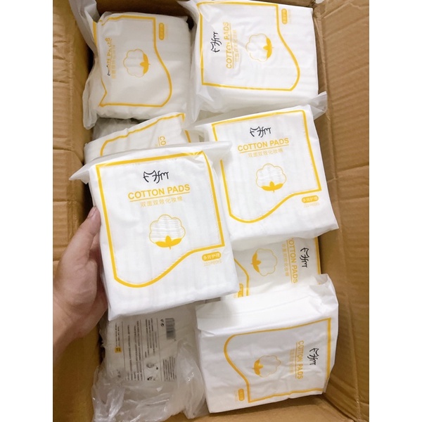 Bông tẩy trang 222 miếng FM Cotton Pad 3 Lớp FM