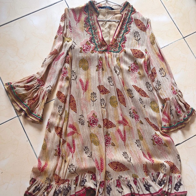 Váy zara sz xs.