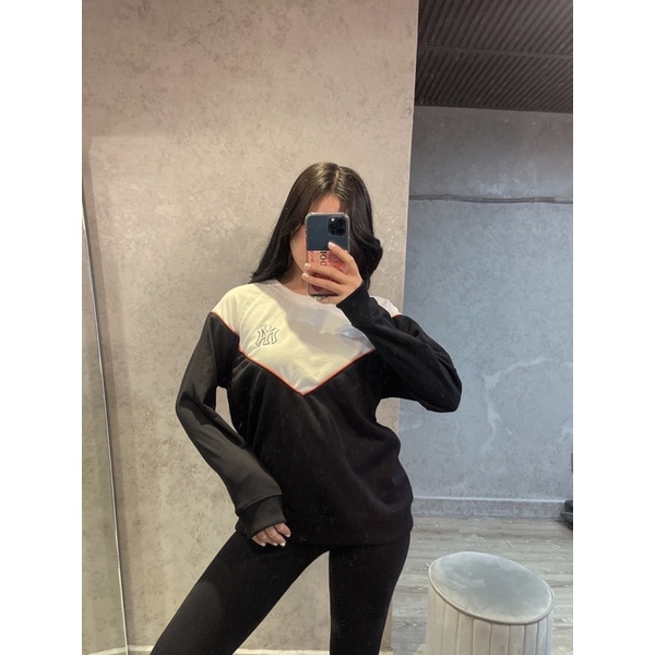 ÁO SWEATER M//L//B MONOGRAM NY