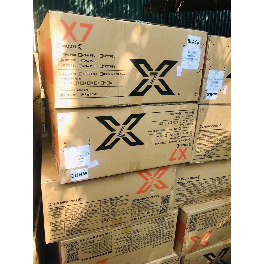 XIGMATEK X7 WHITE (EN46225) - PREMIUM GAMING E-ATX - To như cái ghế, vỏ case to nhát thế giới