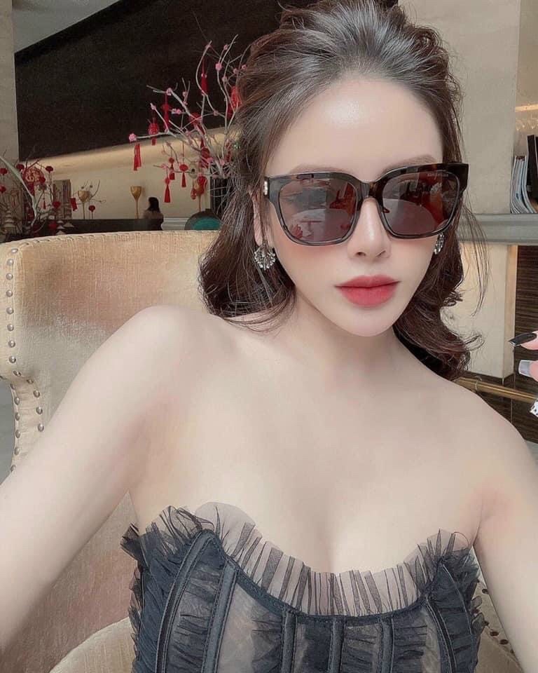 Siêu phẩm kính thời trang nữ Hàn Quốc mới nhât