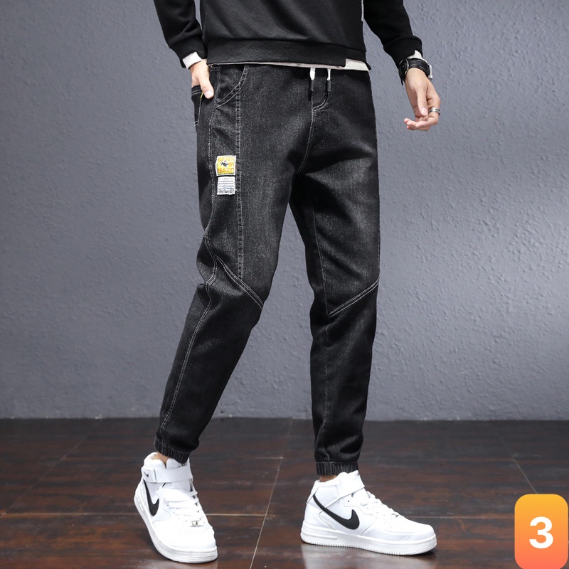Quần jean nam jogger form bo chân màu đen đậm trơn không rách gối chất liệu bò jeans cao cấp co dãn 4 chiều đẹp LAVADO72