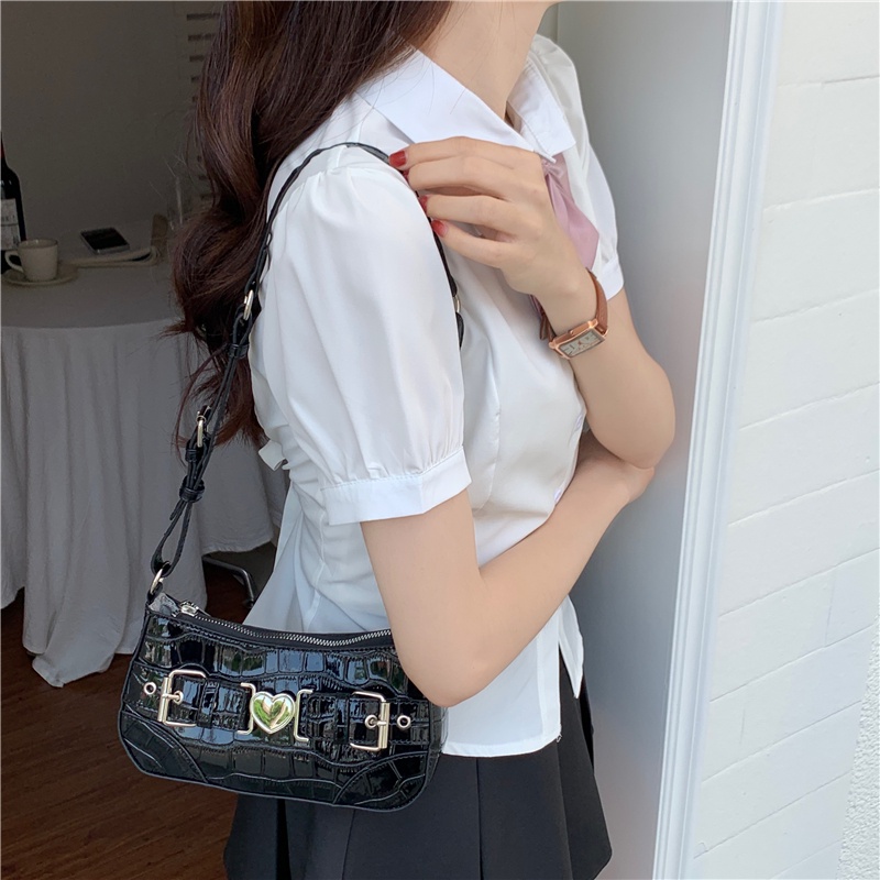 Túi đeo chéo IELGY phối khóa hình trái tim thời trang dành cho nữ