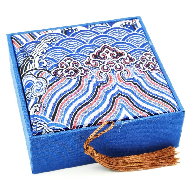 Hộp đựng vòng tay vải lụa 3D | BigBuy360 - bigbuy360.vn