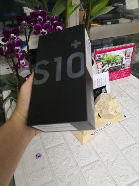 Điện thoại Samsung Galaxy S10 Plus Quốc tế chính hãng (Fullbox New Seal) | BigBuy360 - bigbuy360.vn