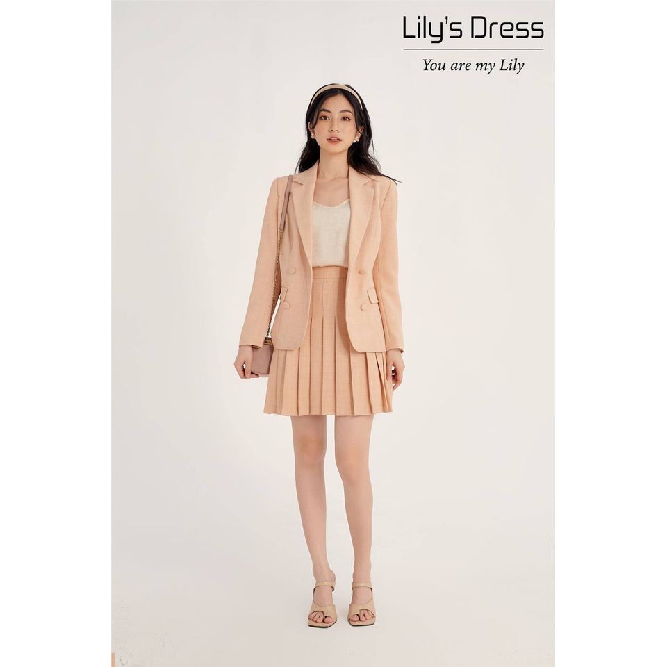 Set Blazer Hồng Cam 4 cúc dáng ngắn + Chân váy xếp li by Lilie | BigBuy360 - bigbuy360.vn