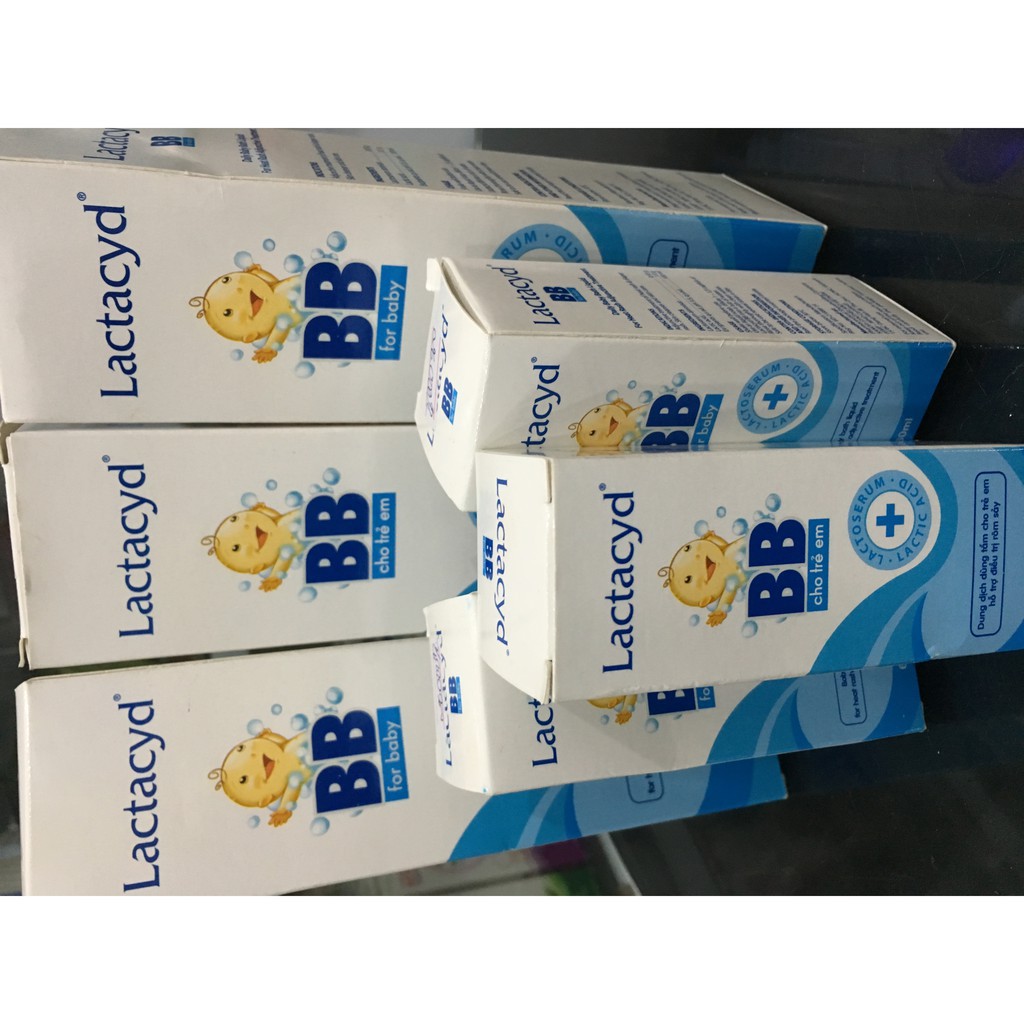 Sữa tắm Lactacyd BB 250ml trị rôm sảy cho bé(Mẫu mới)