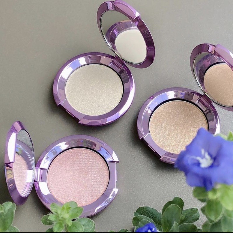 Bắt sáng Becca x Barbie Ferreira màu Rose Quartz, Champagne pop, Vanilla Quartz highlighter