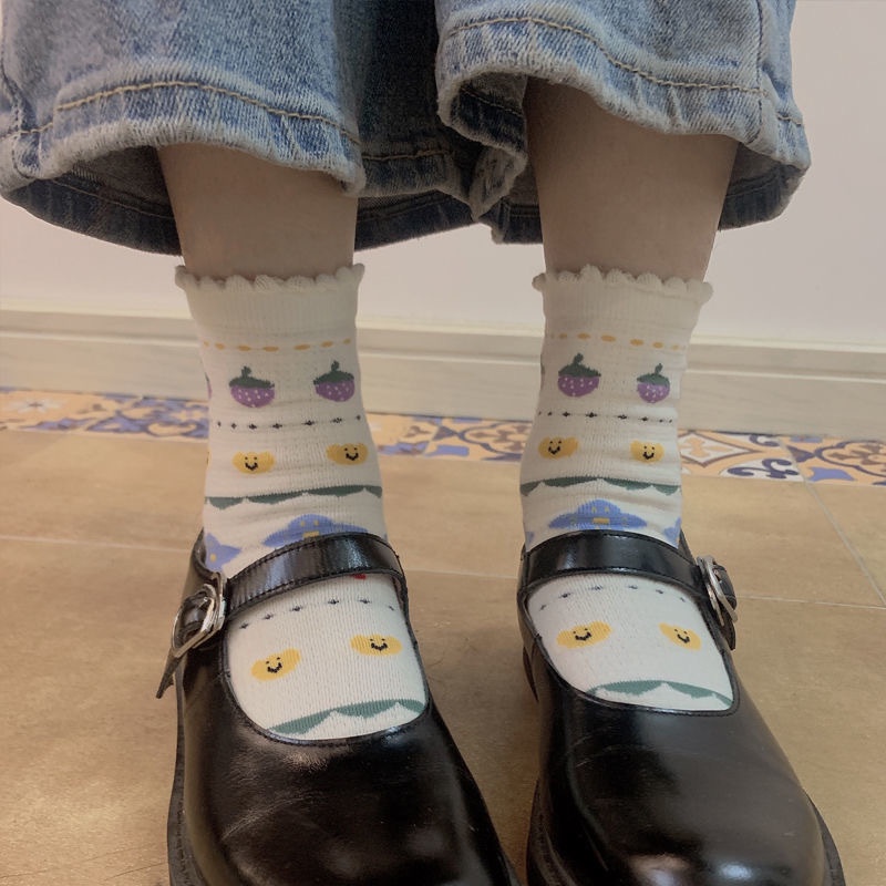 Đôi Vớ Thoáng Khí Phối Ren Họa Tiết Thỏ Dễ Thương Bắt Mắt