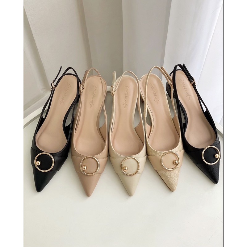 Giày cao gót dáng slingback phối khoen tròn gót vuông cao 3cm thời trang cao cấp COLEE (Mã SP: CGCL028)