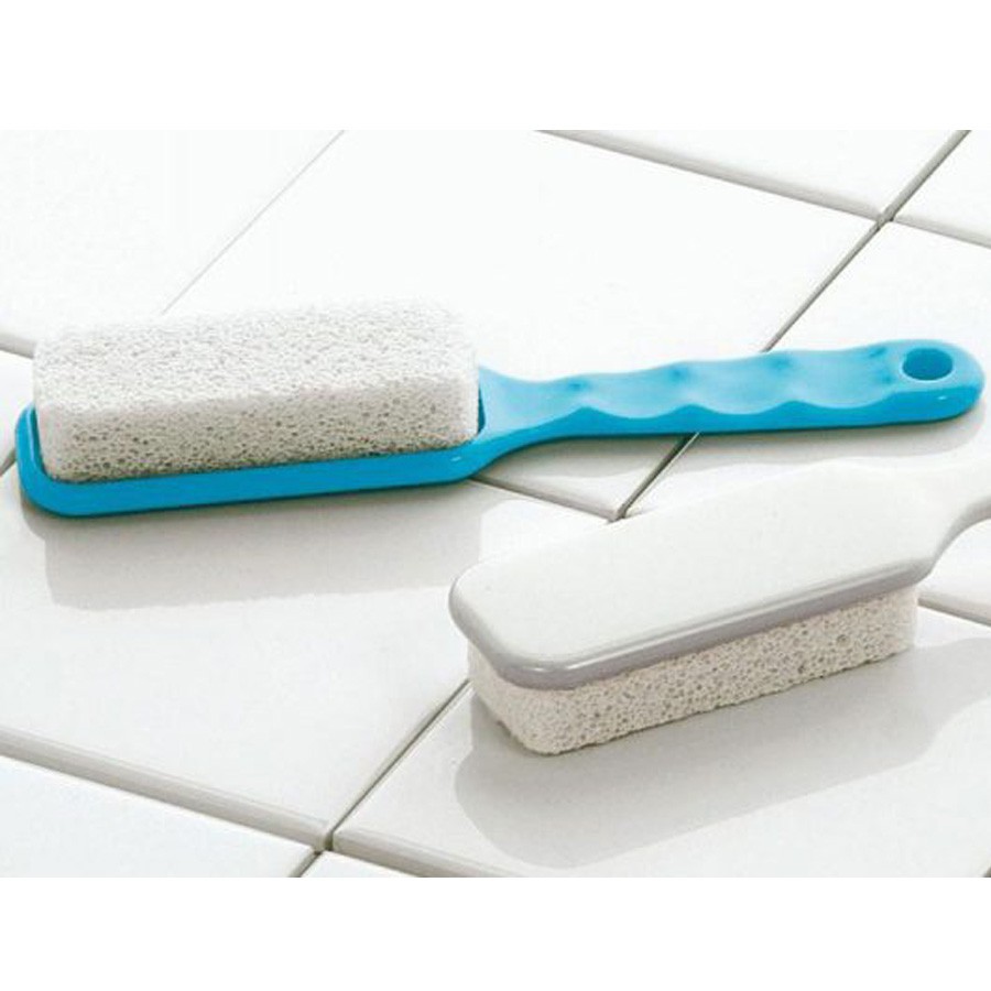 Bàn chải chà gót chân bằng đá san hô Hàng Nhật Chính Hãng