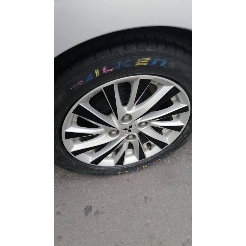 Decal dán mâm Attrage 2016 - 2019