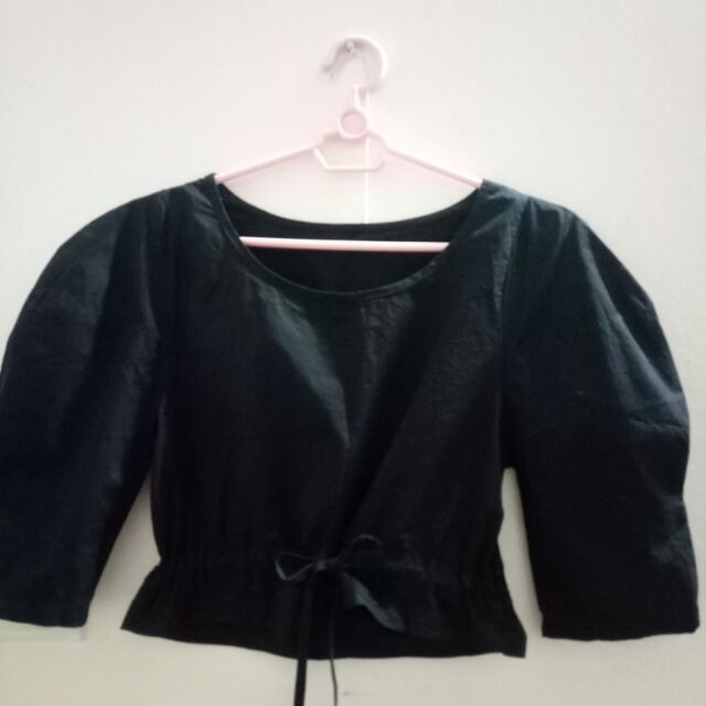 Áo croptop tay phồng