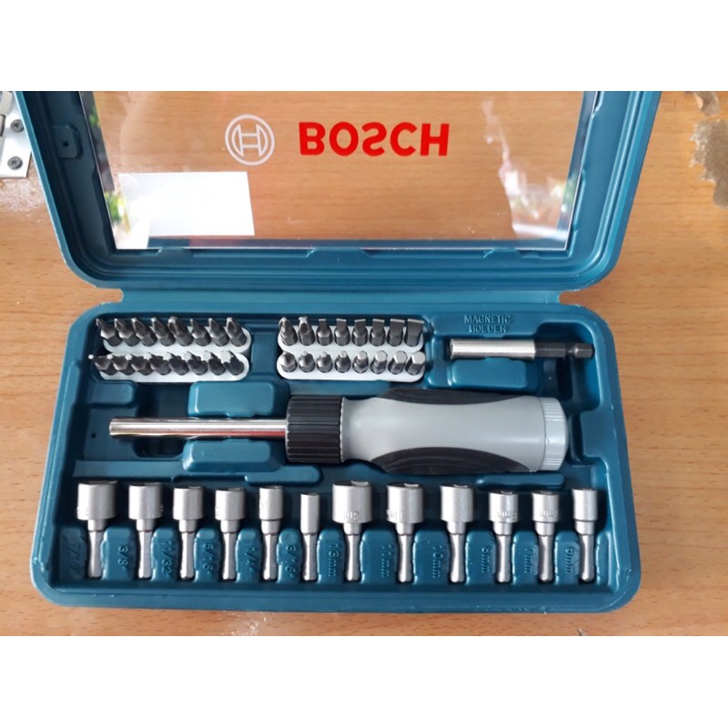 BỘ VẶN VÍT ĐA NĂNG 46 MÓN BOSCH. 2607017399