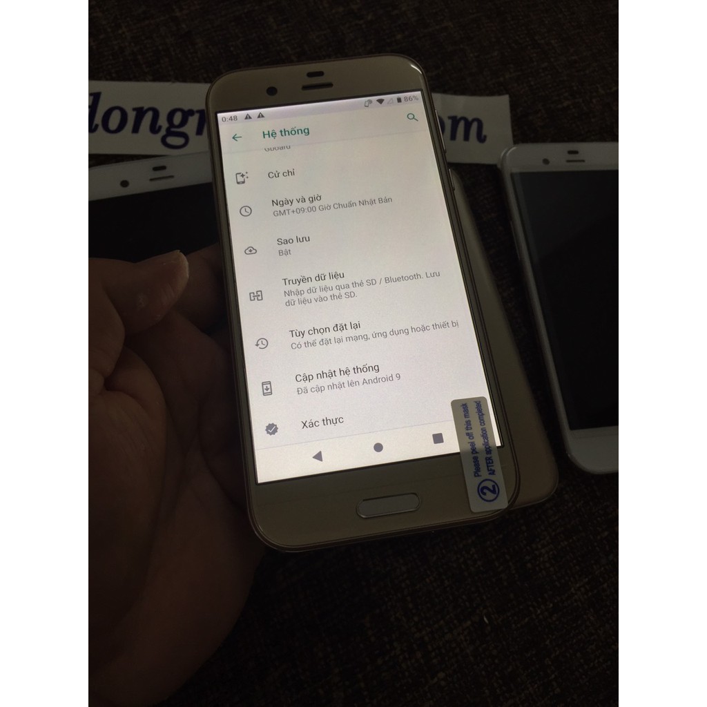 Điện thoại Sharp Aquos R SHV39