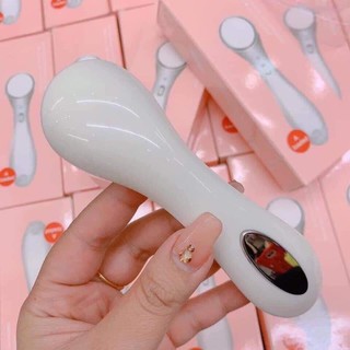 Máy massage mặt ion