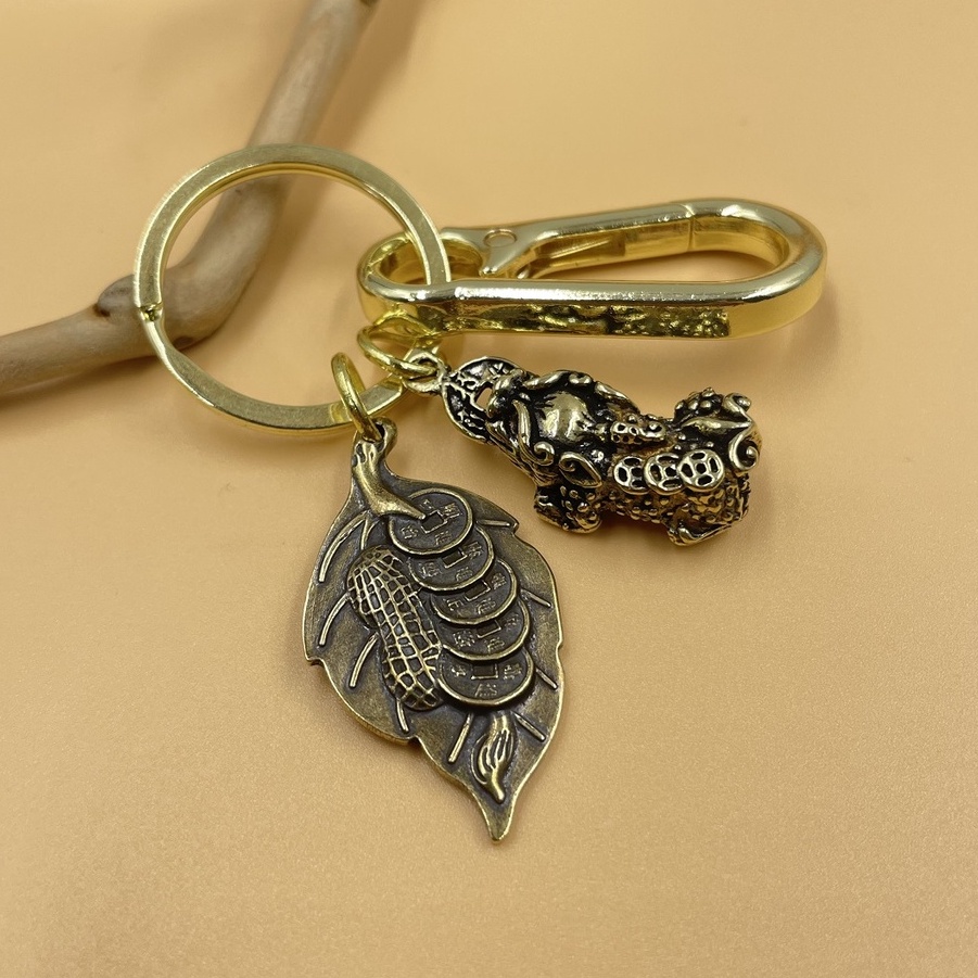 Móc Khóa Đồng Thau Trang Trí Tỳ hưu,Bầu,Lá,Ngũ Đế,Móc Treo Phối Nhiều Kiểu Độc Lạ Phong Thủy May Mắn Chiêu Tài Lộc