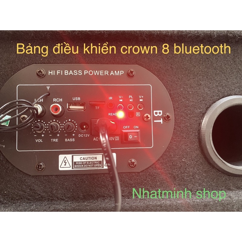 Loa Crown Vuông 8 tích hợp Bluetooth.