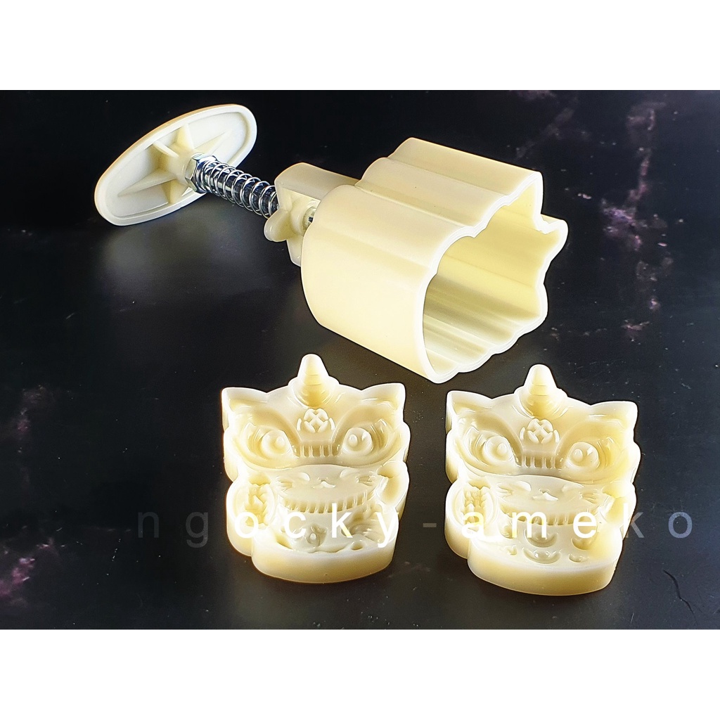 NQ50-018 - KHUÔN LÒ XO BÁNH TRUNG THU/ BÁNH DỨA  HÌNH MÈO MÚA LÂN 5OG