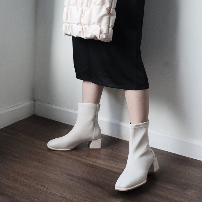 25 STUDIO Giày boots nữ cổ thấp mũi vuông khóa kéo sau gót vuông Square Boots