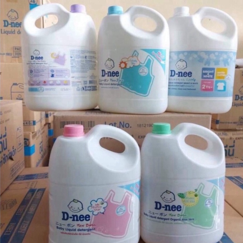 Nước giặt quần áo em bé Dnee 3000ml