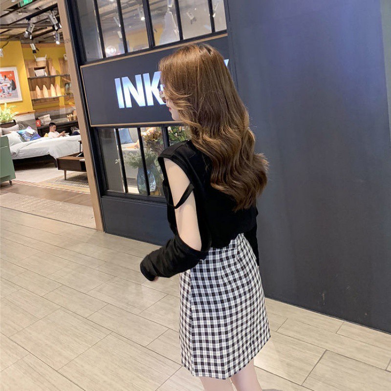 Sneaky Design College Style off-the-ShoulderTT-shirt Top High Waist Plaid Skirt Hip-Wrapped Temperament Fashion Two-Piece Set