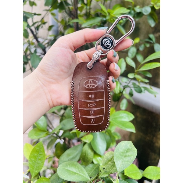 Bao Da Chìa Khóa Ô tô Toyota Fortuner, Hilux, Inova, Camry Khóa thông minh , bọc chìa khoá da thật khâu tay