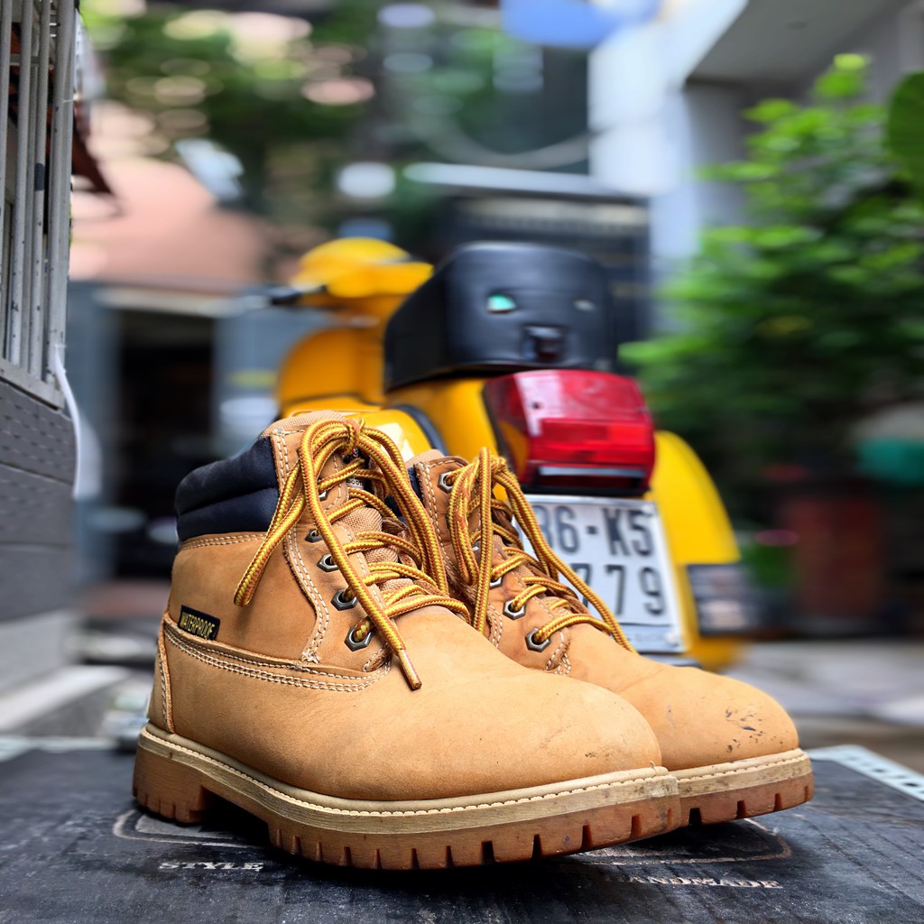 Waterproof Boots Secondhand
