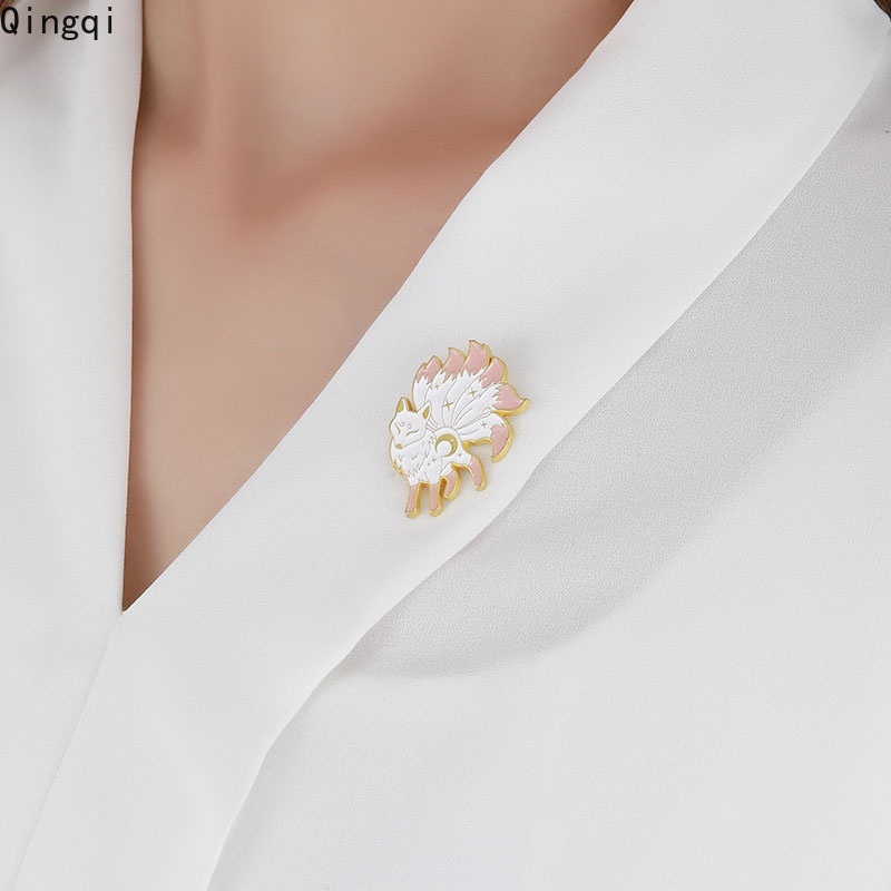 Ghim cài áo tráng men Miss Zoe hình cáo và mặt trắng thích hợp làm quà tặng