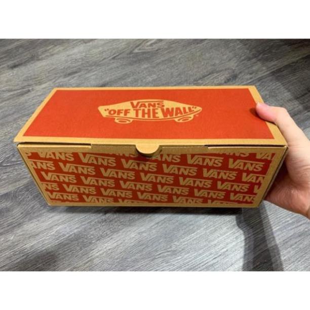 HỘP GIÀY THỂ THAO SNEAKER NAM NỮ CAO CẤP CÁC LOẠI