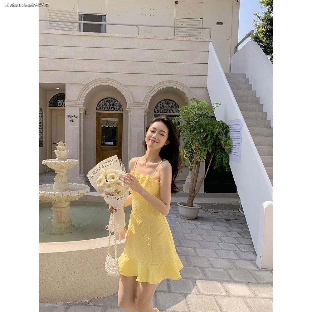 Đầm Ngắn Hai Dây Màu Vàng Thời Trang Mới Chất Lượng Cao Quyến Rũ